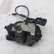 MEHANIZAM ZAKLJUČAVANJA ZADAJ DESNA Renault MODUS 2009 1.2 16V
