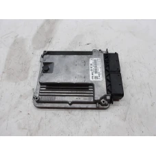 RAČUNALNIK MOTORA Volkswagen Passat 2015 2.0 TDI AUT 4MATIC VARIANT 0281030429 03n907309