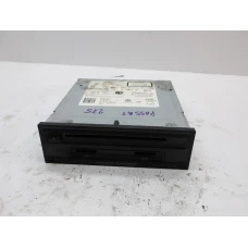 RADIO Volkswagen Passat 2016 VARIANT 2.0 / TDI AUT. 3q0035846