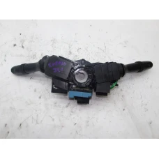 RUČICA POD VOLANOM Toyota Verso 2015 1.6 D 8414005200 8430705030