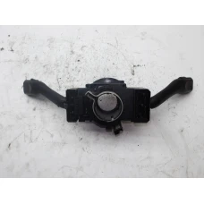 RUČICA POD VOLANOM Volkswagen Golf 2000 1.4 4b0953503f