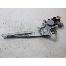 MEHANIZAM STAKLA PREDNJI DESNI Toyota Verso 2015 1.6 D 69810-0f021