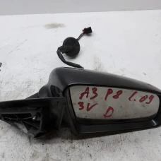 OGLEDALO DESNO Audi A3, S3 2009  010754