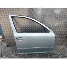 VRATA PREDNJA DESNA Škoda Octavia 2012 1.6 TDI COMBI 1Z0831056