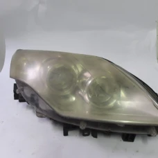 FAR DESNI Renault LAGUNA 2008 III. 2.0 DCI BREAK 260100033r