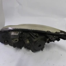 FAR DESNI Renault LAGUNA 2008 III. 2.0 DCI BREAK 260100033r