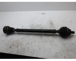 POLUOSOVINA PREDNJA DESNA Volkswagen Jetta 2013 1.6 TDI