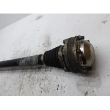 POLUOSOVINA PREDNJA DESNA Volkswagen Caddy 2010 1.6 TDI 2k0407272e