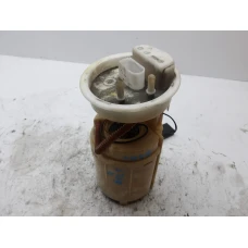 PUMPA U REZERVOARU Volkswagen Golf 2001 1.6