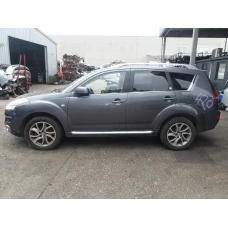 AUTO ZA DIJELOVE Citroën C-Crosser 2009 2.4 I AUT