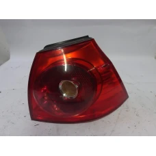 ŠTOP SVIJETLO DESNA Volkswagen Golf 2004 V. 1.9 TDI 1k6 945 096