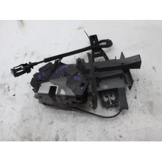 MEHANIZAM ZAKLJUČAVANJA ZADAJ DESNA Ford C-Max 2011 1.6 TDCI 115 DPF M6 am5a-r26412-cb