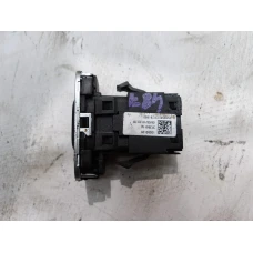 STIKALO RAZNO Volvo V60 2013 1.6 TD 10090125