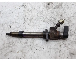 INJEKTOR Ford Mondeo 2009 2.0 TDCI 140 9657144580