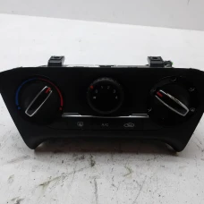 PREKIDAČ GRIJANJA Hyundai i20 2017  1.25 LP 97250-c8011