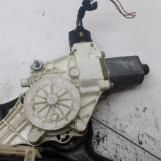 MEHANIZAM STAKLA PREDNJA LIJEVA BMW 1 2005 120 D 7067795s   7138465e