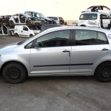 AUTO ZA DIJELOVE Volkswagen Golf 2006 1.6 PLUS