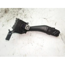 RUČICA POD VOLANOM Volkswagen Golf 2009 VI. 2.0 TDI AUT. PLUS 1k0953519j