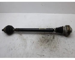 POLUOSOVINA PREDNJA DESNA Volkswagen Passat 2016 2.0 TDI 3q0407272c