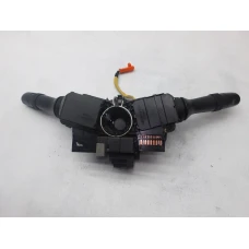 RUČICA POD VOLANOM Toyota Auris 2009 1.4 89245-02040