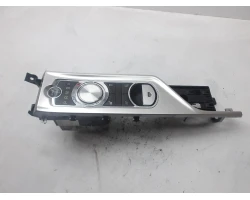 KONZOLA Jaguar XF 2013 3.0L AUT. dx23-7e453-bb