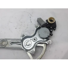 MEHANIZAM STAKLA PREDNJA LIJEVA Toyota Auris 2009 1.4 85702-02020