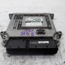 RAČUNALNIK MOTORA Hyundai i20 2012 1.4 39115-2b282