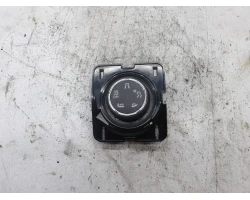 STIKALO RAZNO Peugeot 2008 2015 1.6 16V 96784282zd