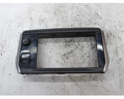 STIKALO RAZNO Peugeot 2008 2015 1.6 16V 96758773XU
