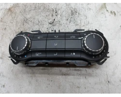 PREKIDAČ GRIJANJA Mercedes-Benz CLA 2015 180D AUT. A2469008215