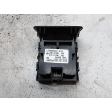 STIKALO RAZNO Mercedes-Benz CLA 2015 180D AUT. a2469050451