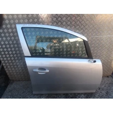VRATA PREDNJA DESNA Opel Corsa 2008 1.4 16V