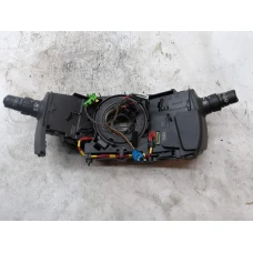RUČICA POD VOLANOM Renault KANGOO 2009 1.5 DCI 8200627596