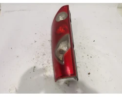 ŠTOP SVIJETLO DESNA Renault KANGOO 2009 1.5 DCI 8200419945