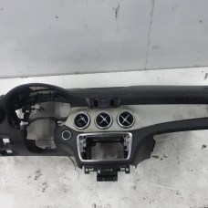 ARMATURA Mercedes-Benz CLA 2015 180D AUT. A11768000879H68