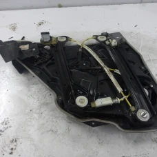 MEHANIZAM STAKLA ZADNJA DESNA Mercedes-Benz CLA 2015 180D AUT. A1177300279	