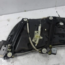 MEHANIZAM STAKLA PREDNJA LIJEVA Mercedes-Benz CLA 2015 180D AUT. A1177200179
