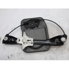MEHANIZAM STAKLA ZADNJA DESNA Škoda Fabia 2012 1.2 TSI 6r0959812d