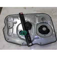 MEHANIZAM STAKLA PREDNJI DESNI Alfa Giulietta 2017 1.6 71754403