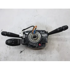 RUČICA POD VOLANOM Peugeot 2008 2018 1.2 98081769zd