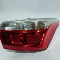 ŠTOP SVIJETLO DESNA Citroën Elysee 2013 1.6 HDI 9674809180