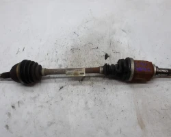 POLUOSOVINA PREDNJA LIJEVA Dacia Sandero 2013 0.9 TCE 391017832r