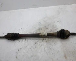 POLUOSOVINA PREDNJA DESNA Peugeot 207 2006 1.4 16V 9651040480
