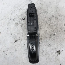 PREKIDAČ STAKLA Renault MEGANE III  2010 1.5 DCI 809610016r