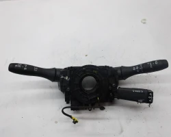 RUČICA POD VOLANOM Dacia DUSTER 2025 1.2 4X4 255673502r