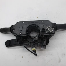 RUČICA POD VOLANOM Dacia DUSTER 2025 1.2 4X4 255673502r
