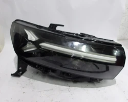 FAR DESNI Dacia DUSTER 2025 1.2 4X4 260107725r