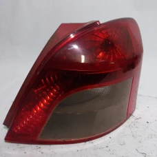 ŠTOP SVIJETLO DESNA Toyota Yaris 2007 1.3 815510D110