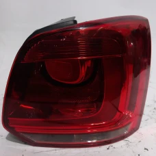 ŠTOP SVIJETLO DESNA Volkswagen Polo 2012 1.2 TSI 6r0945096