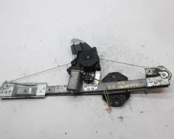 MEHANIZAM STAKLA PREDNJA LIJEVA Dacia Sandero 2013 0.9 TCE 807213282r